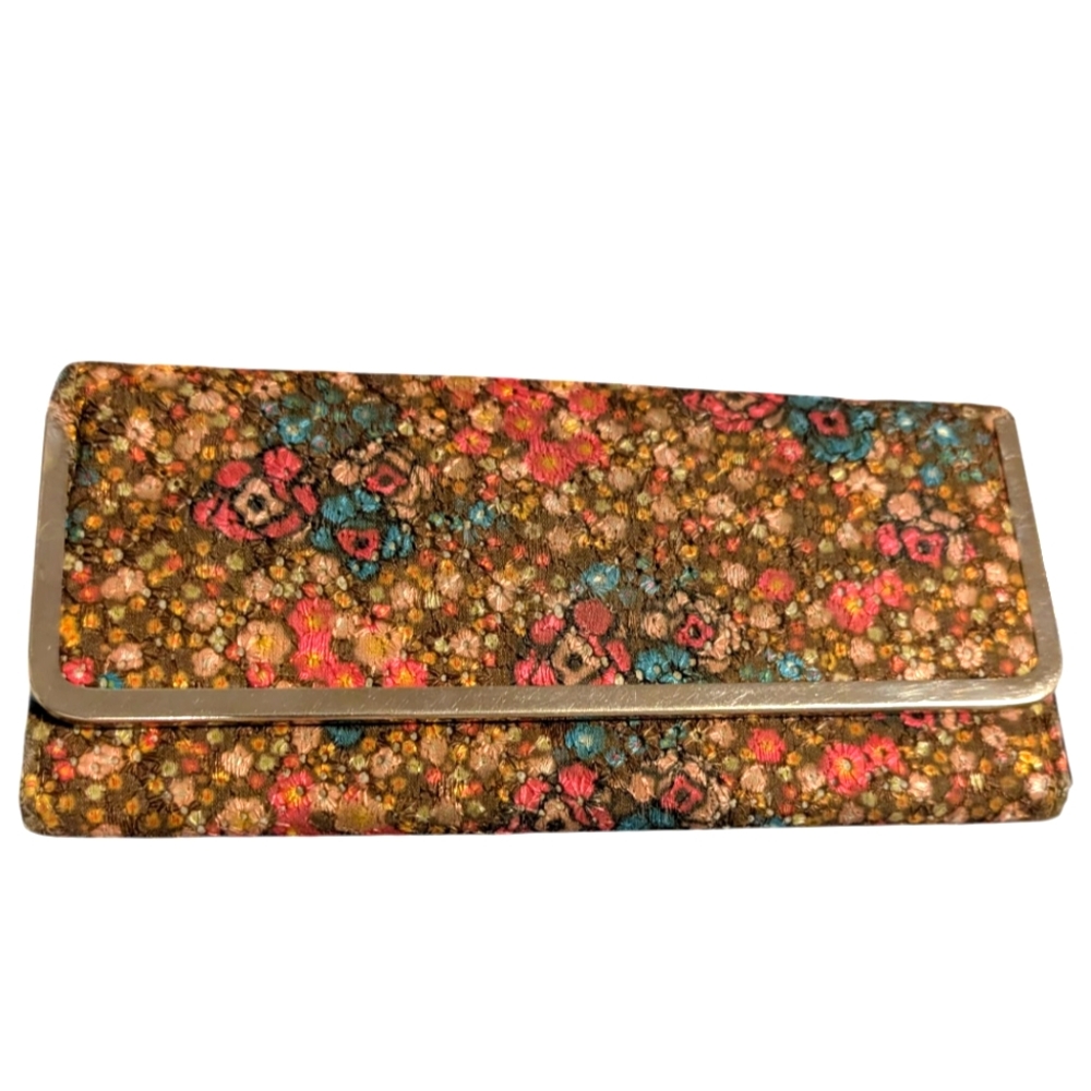 Beautiful Textured Floral Tri-Fold Wallet Vintage Look Style